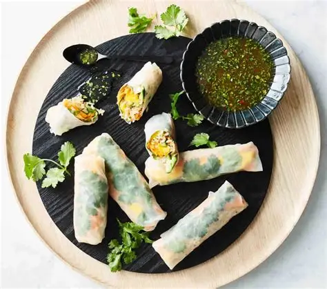 Exploring Different Rice Paper Roll Fillings